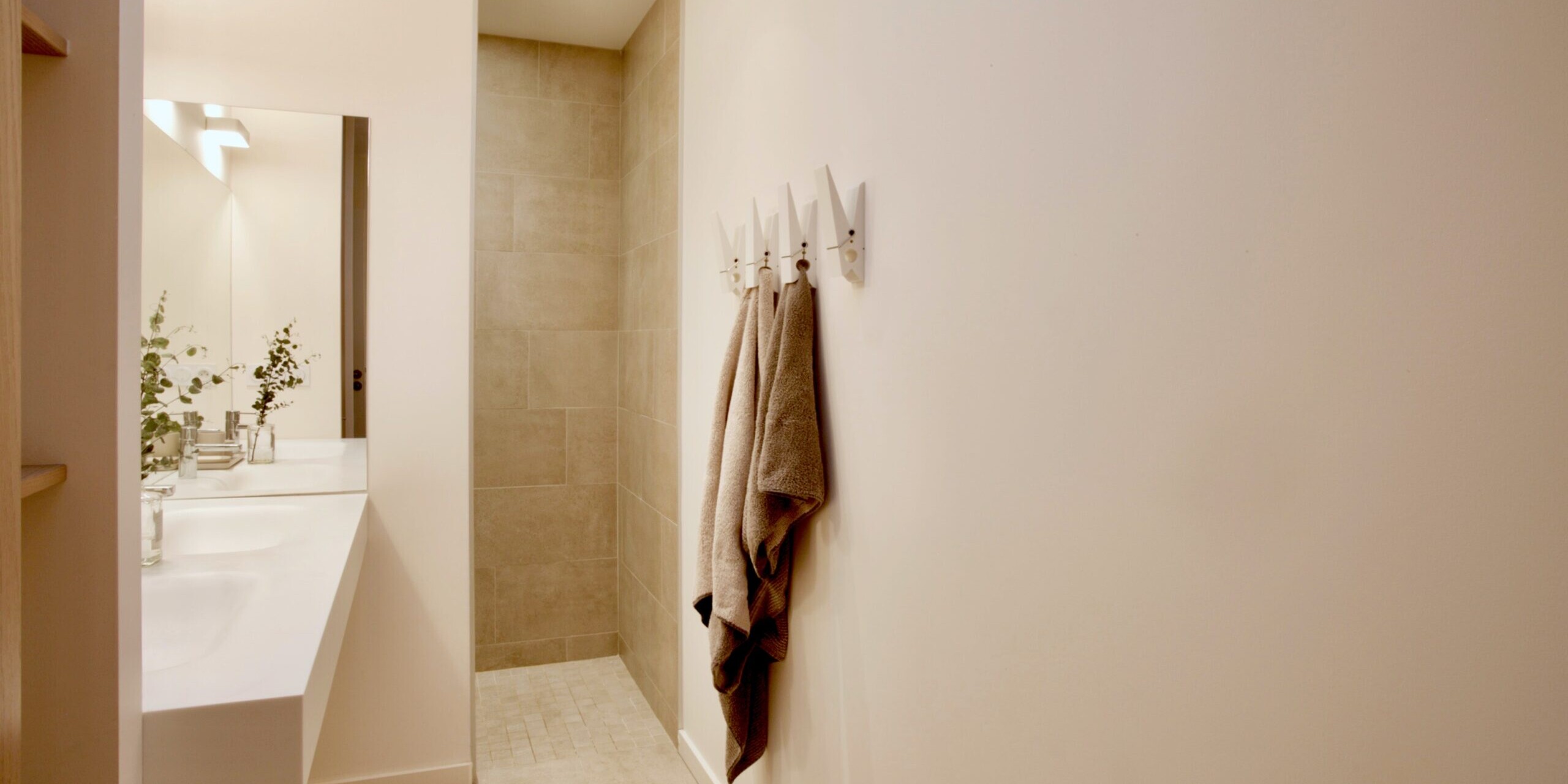 2021 Tricks and Tips for Painting Your Bathroom